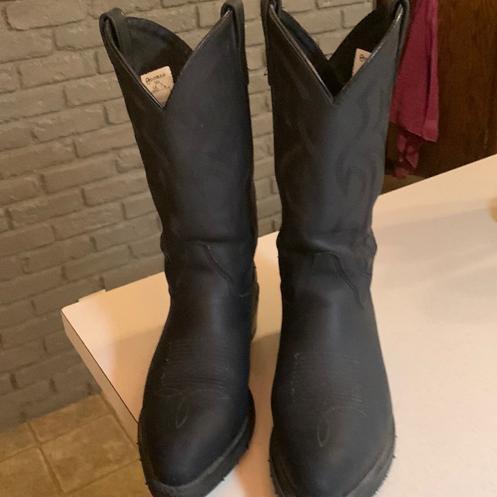 Men’s Double H Cowboy Boots, size 9.5 D